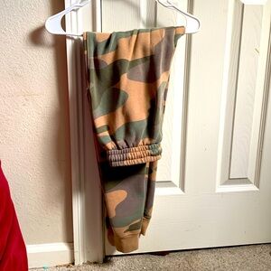 Brand- DSG, sweatpants